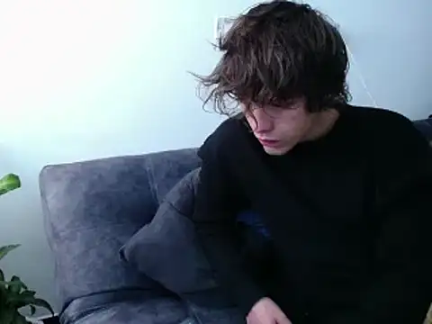 Snapshot of Santiago_kiler chatting on December 14, 2:42 pm Santiago kiler online show from December 14, 2:42 pm