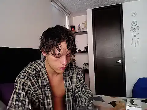 Snapshot of Santiago_kiler chatting on January 16, 1:47 pm Santiago kiler online show from January 16, 1:47 pm