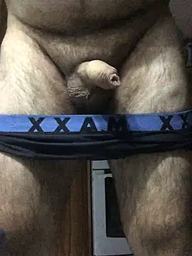 Snapshot of hairysmallcockguy chatting on February 20, 12:04 pm hairysmallcockguy online show from February 20, 12:04 pm