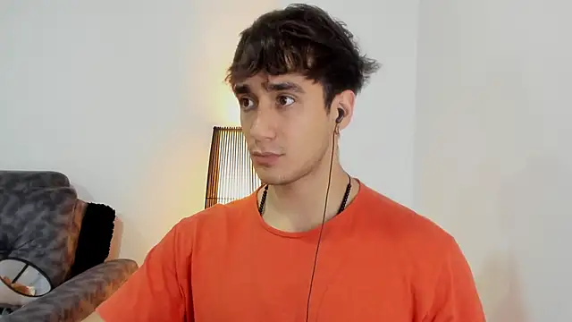 AlexRivera6 online show from November 19, 5:57 pm