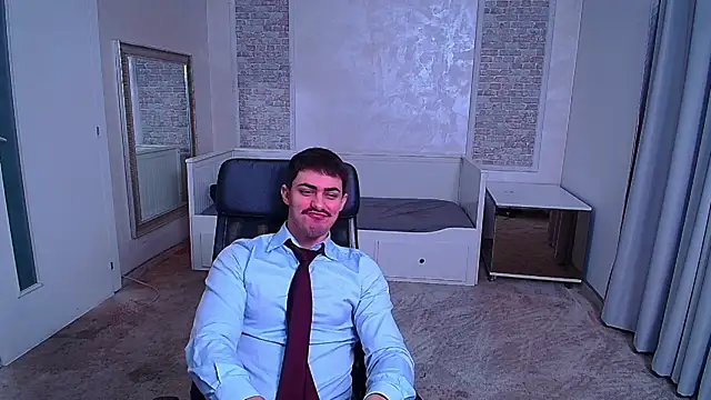 Snapshot of WilsonJules chatting on January 20, 4:23 pm WilsonJules online show from January 20, 4:23 pm