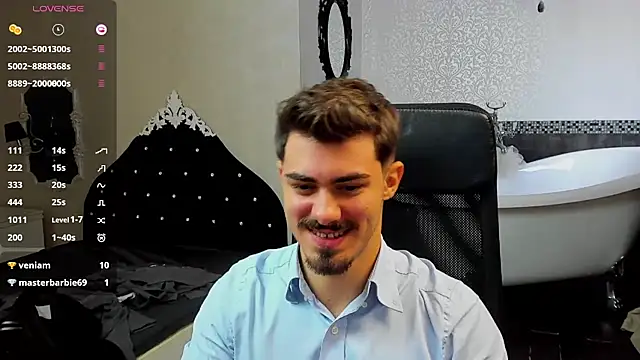 Snapshot of WilsonJules chatting on October 14, 5:58 am WilsonJules online show from October 14, 5:58 am