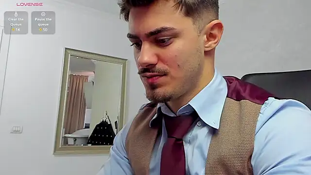 Snapshot of WilsonJules chatting on February 22, 2:27 pm WilsonJules online show from February 22, 2:27 pm