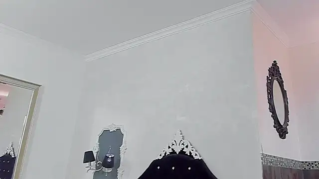 Snapshot of WilsonJules chatting on February 8, 11:33 am WilsonJules online show from February 8, 11:33 am