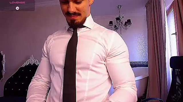 Snapshot of WilsonJules chatting on September 28, 5:49 am WilsonJules online show from September 28, 5:49 am