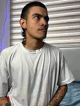 sorry-mom69 online show from October 31, 7:17 pm