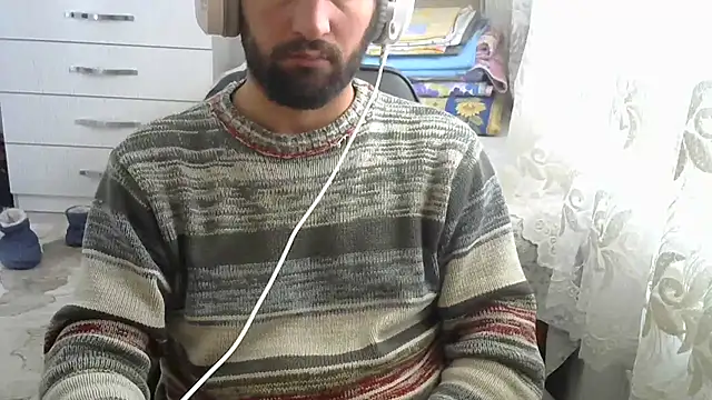 Snapshot of crazybaby5461 chatting on October 18, 12:43 pm crazybaby5461 online show from October 18, 12:43 pm