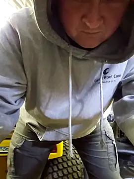 taurada76 online show from December 19, 6:45 pm