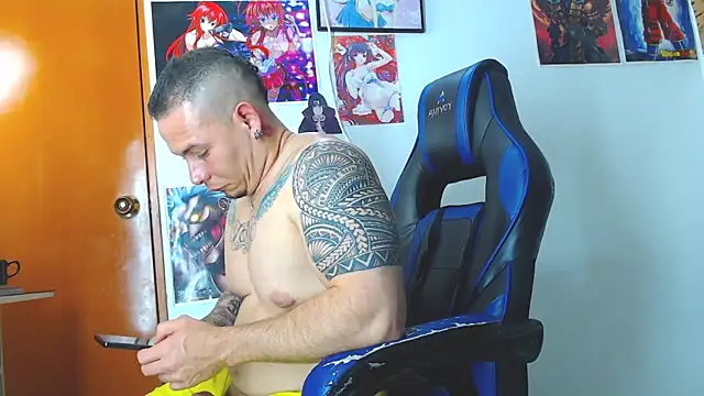 jakson hot online show from October 3, 8:14 pm