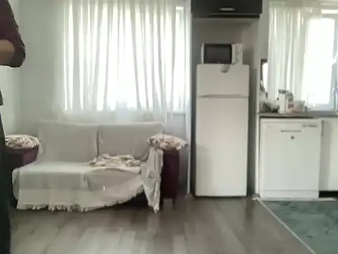 ALPHANDRE online show from October 13, 9:04 am