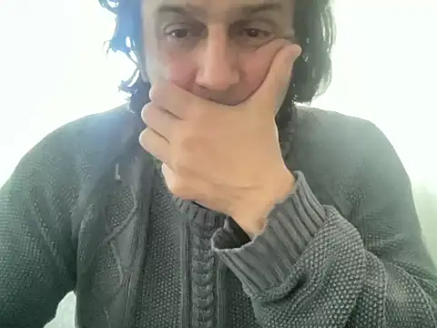 ALPHANDRE online show from February 7, 6:45 am