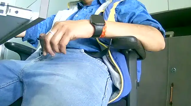 kavipanty online show from March 18, 5:45 am