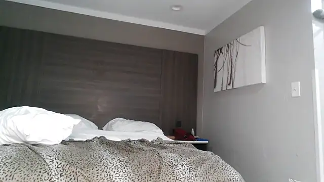 bobbiebone1xh online show from October 2, 1:15 pm