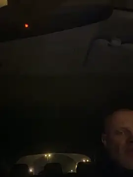 davigochi77bcn online show from March 4, 8:05 pm