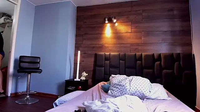 anthonylatynxd online show from February 18, 2:27 pm