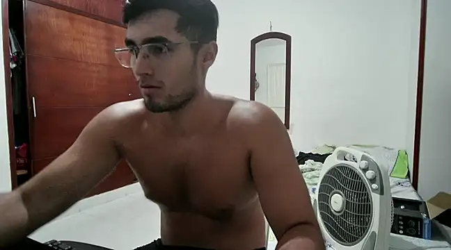 lechero226 online show from December 31, 4:27 am