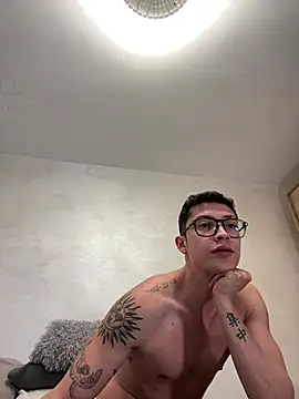 sebas 1122 online show from April 6, 12:17 pm