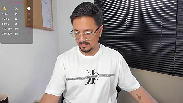 DaviidEvans  online show from December 30, 8:47 pm