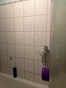 Snapshot of Friendsandmore chatting on October 31, 3:15 pm Friendsandmore online show from October 31, 3:15 pm