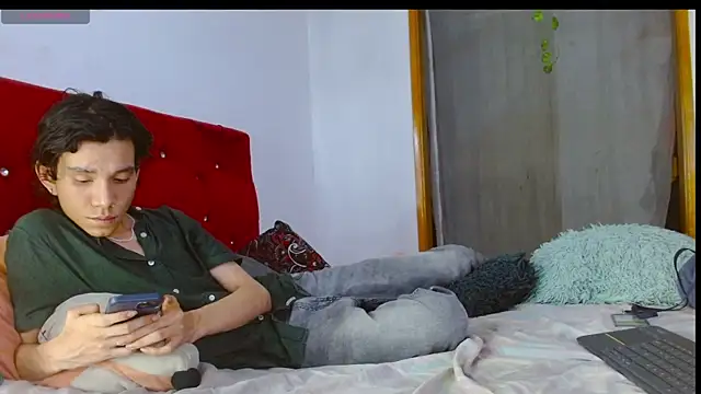 LAICK 01 online show from May 27, 5:26 am