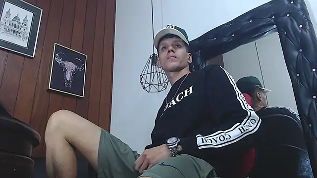 Snapshot of GaboReyes chatting on January 24, 7:39 pm GaboReyes online show from January 24, 7:39 pm