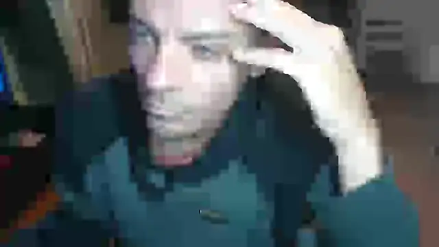 Snapshot of guachin_hunk chatting on October 28, 3:53 am guachin hunk online show from October 28, 3:53 am