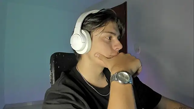 Giordano Russo online show from October 21, 11:18 pm