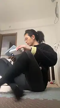 CrytinaSissyCrossdress online show from November 16, 1:30 am