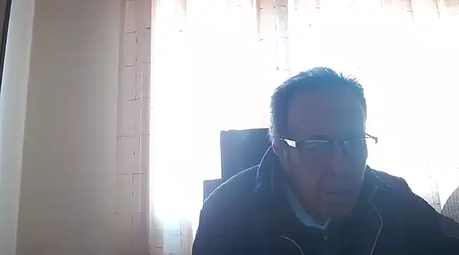 Snapshot of TonyComa chatting on January 31, 1:56 pm TonyComa online show from January 31, 1:56 pm