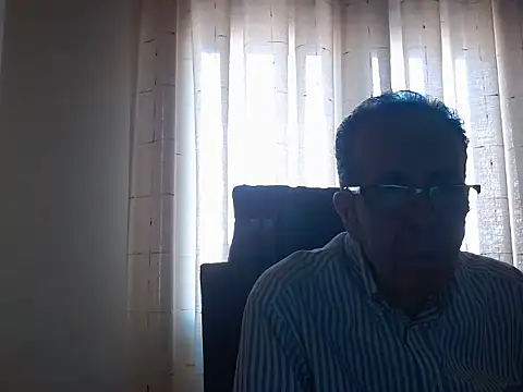 Snapshot of TonyComa chatting on September 25, 1:43 pm TonyComa online show from September 25, 1:43 pm