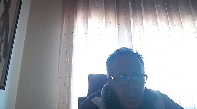 Snapshot of TonyComa chatting on December 28, 1:51 pm TonyComa online show from December 28, 1:51 pm