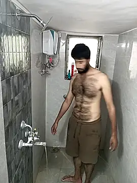 Snapshot of SimplyKarthik09 chatting on November 1, 5:44 am SimplyKarthik09 online show from November 1, 5:44 am