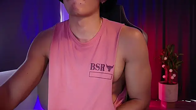 Liam V online show from February 2, 3:53 pm