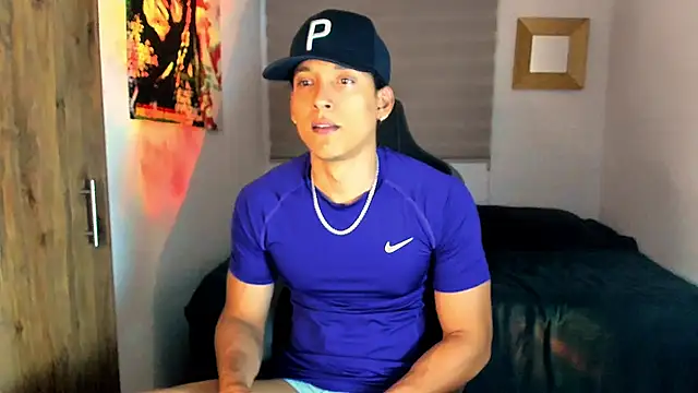 Liam V online show from January 8, 1:00 am