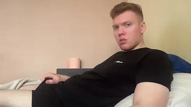 sexybooii6968 online show from April 9, 12:00 pm