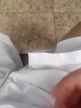 Snapshot of vini4016 chatting on December 31, 6:13 pm vini4016 online show from December 31, 6:13 pm