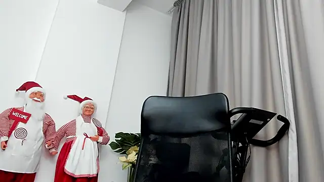 Snapshot of MuscleJohn chatting on January 20, 5:04 am MuscleJohn online show from January 20, 5:04 am