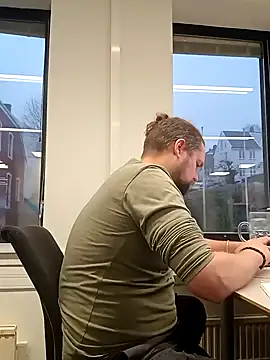 Tj1sen online show from December 18, 9:25 am