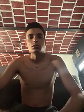 Snapshot of brianor89 chatting on October 1, 2:21 pm brianor89 online show from October 1, 2:21 pm