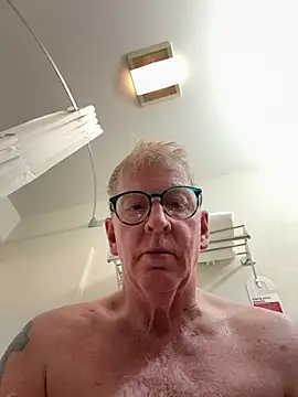 jck1m0t online show from June 15, 3:20 am