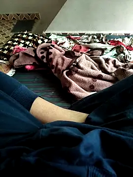 Snapshot of deshimund chatting on October 27, 1:52 am deshimund online show from October 27, 1:52 am