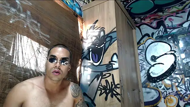 Justin Frank online show from February 18, 10:18 pm