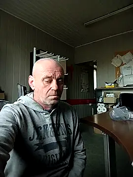 wilkalfa online show from October 27, 7:10 am