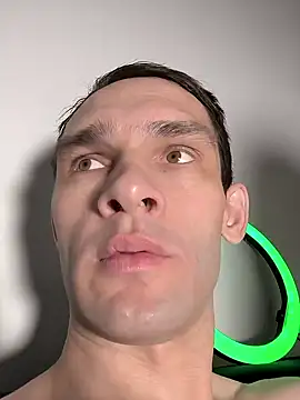 DavidCarroll online show from December 9, 2:18 pm