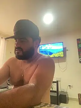 MichaelBear  online show from December 18, 6:26 pm