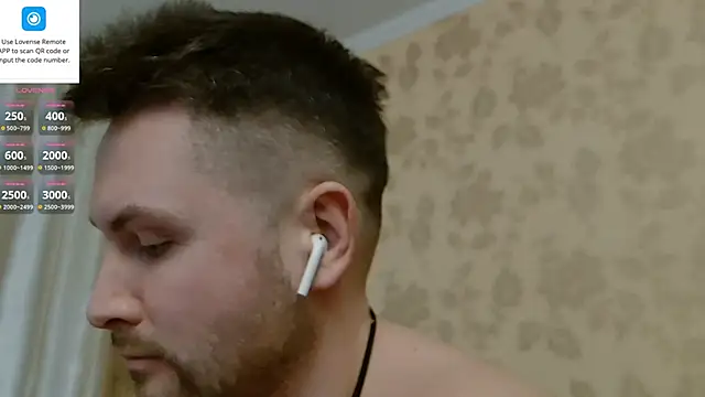 MartinBrandon online show from May 1, 9:06 pm
