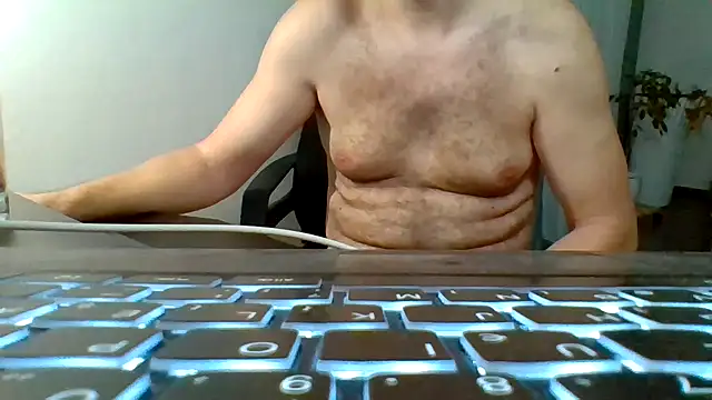 Snapshot of Horney_boy86 chatting on September 23, 10:42 pm Horney boy86 online show from September 23, 10:42 pm