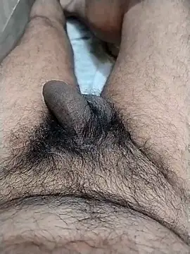 Rajxxxdx4u online show from October 29, 7:28 pm