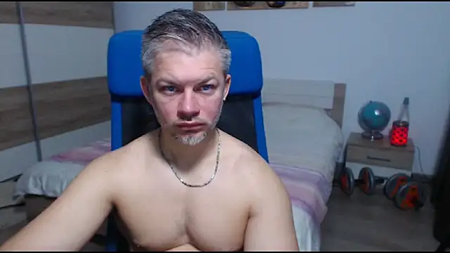 RobbyShawz online show from November 18, 5:11 am