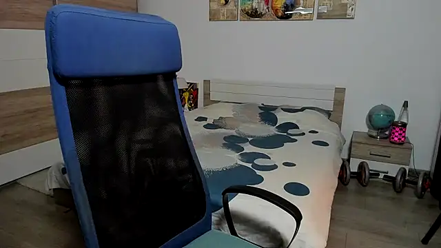 RobbyShawz online show from April 16, 7:08 am